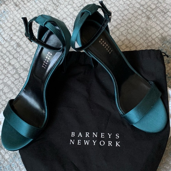 🆕 BARNEYS NY ANKLE-STRAP SANDALS - Picture 10 of 15